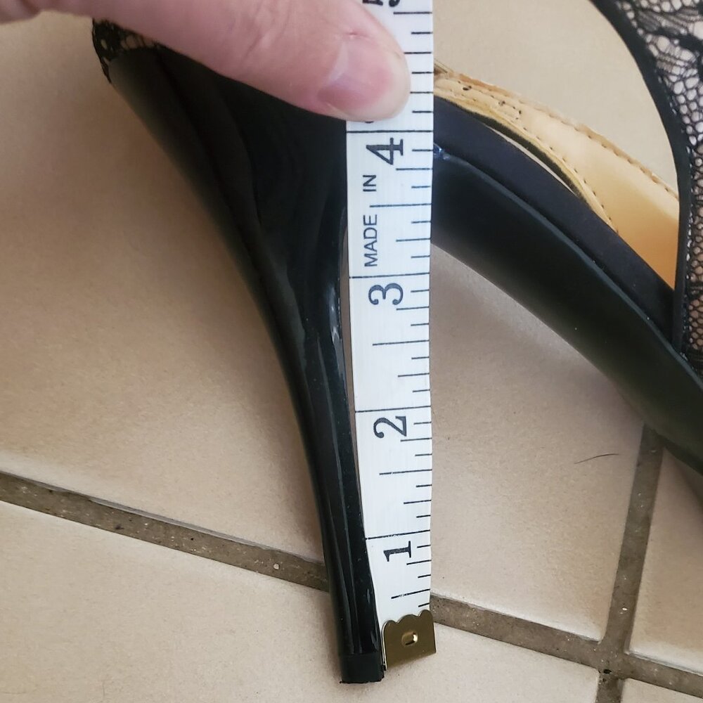 GUESS Black Lace Peep Toe Heels – Size 10 – NWOT - Picture 13 of 15